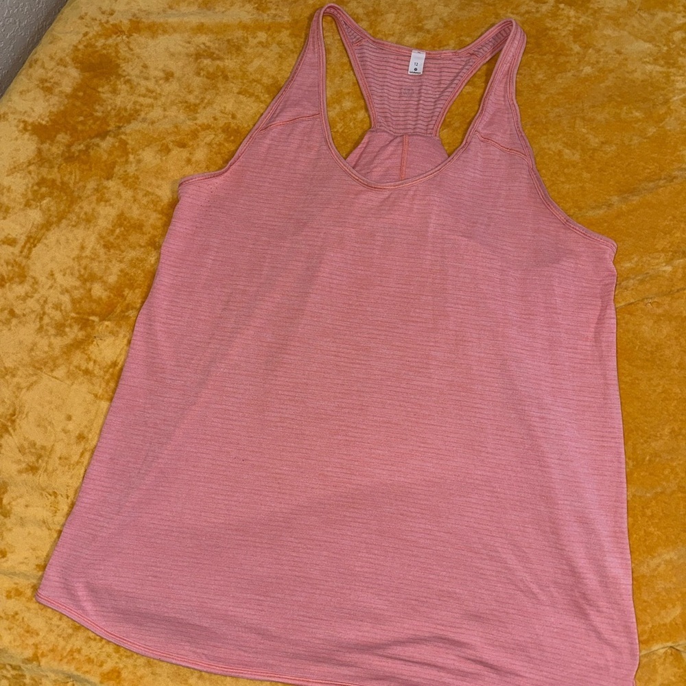 Lululemon Women's Pink Tank Top - Picture 2 of 6